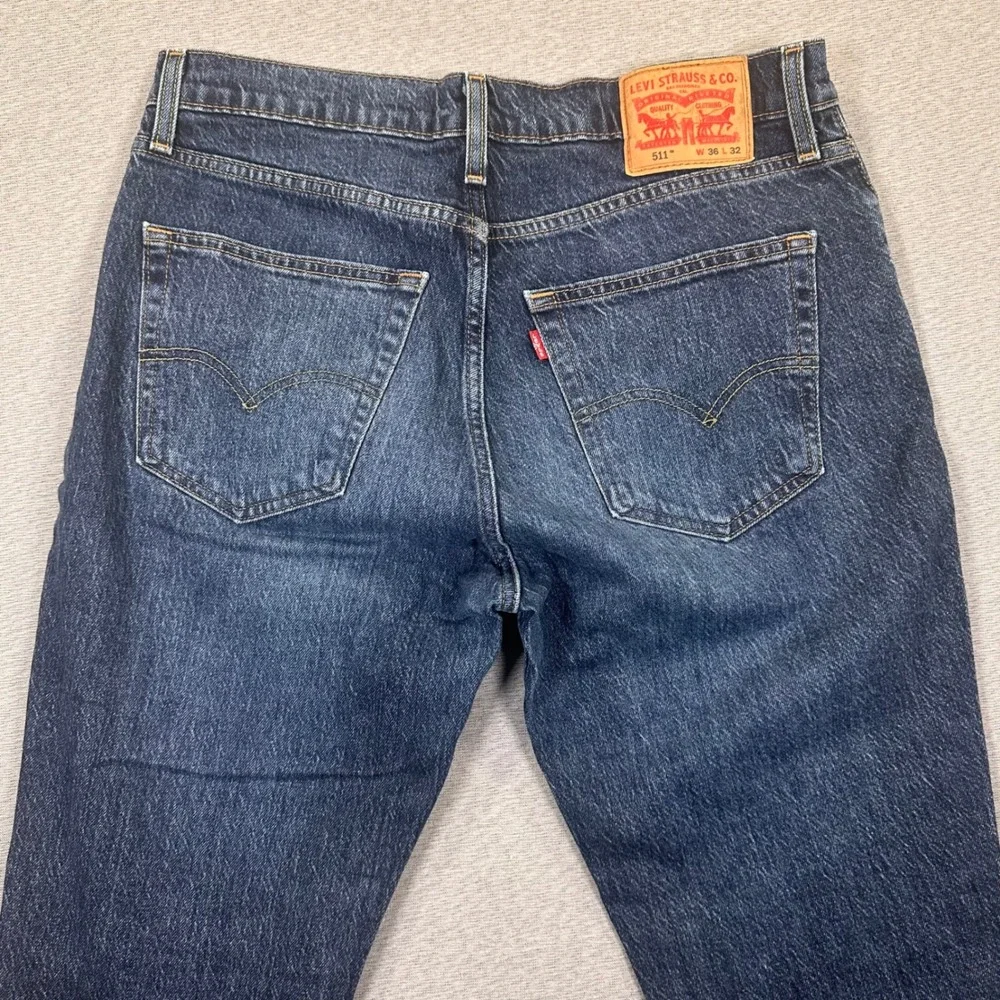 Levis 511 Slim Fit Jeans Mens 36x32 (34x32) Dark Wash Blue Stretch Denim Pants
